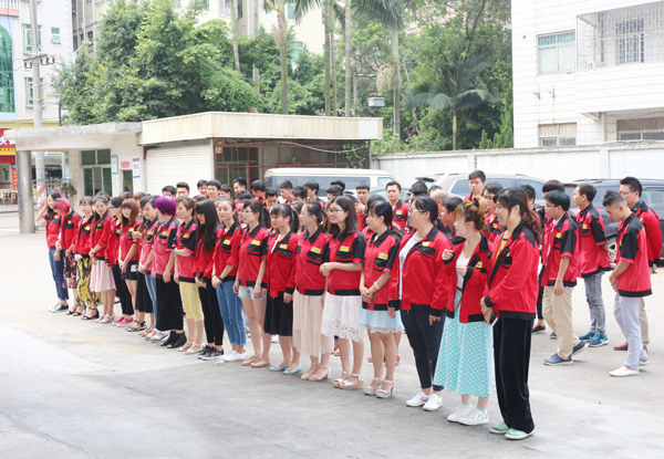 歐恩照明 組織全體員工進行消防安全演習(xí) 深入貫徹落實“一暢兩會” 歐恩照明 組織全體員工進行消防安全演習(xí) 深入貫徹落實“一暢兩會”